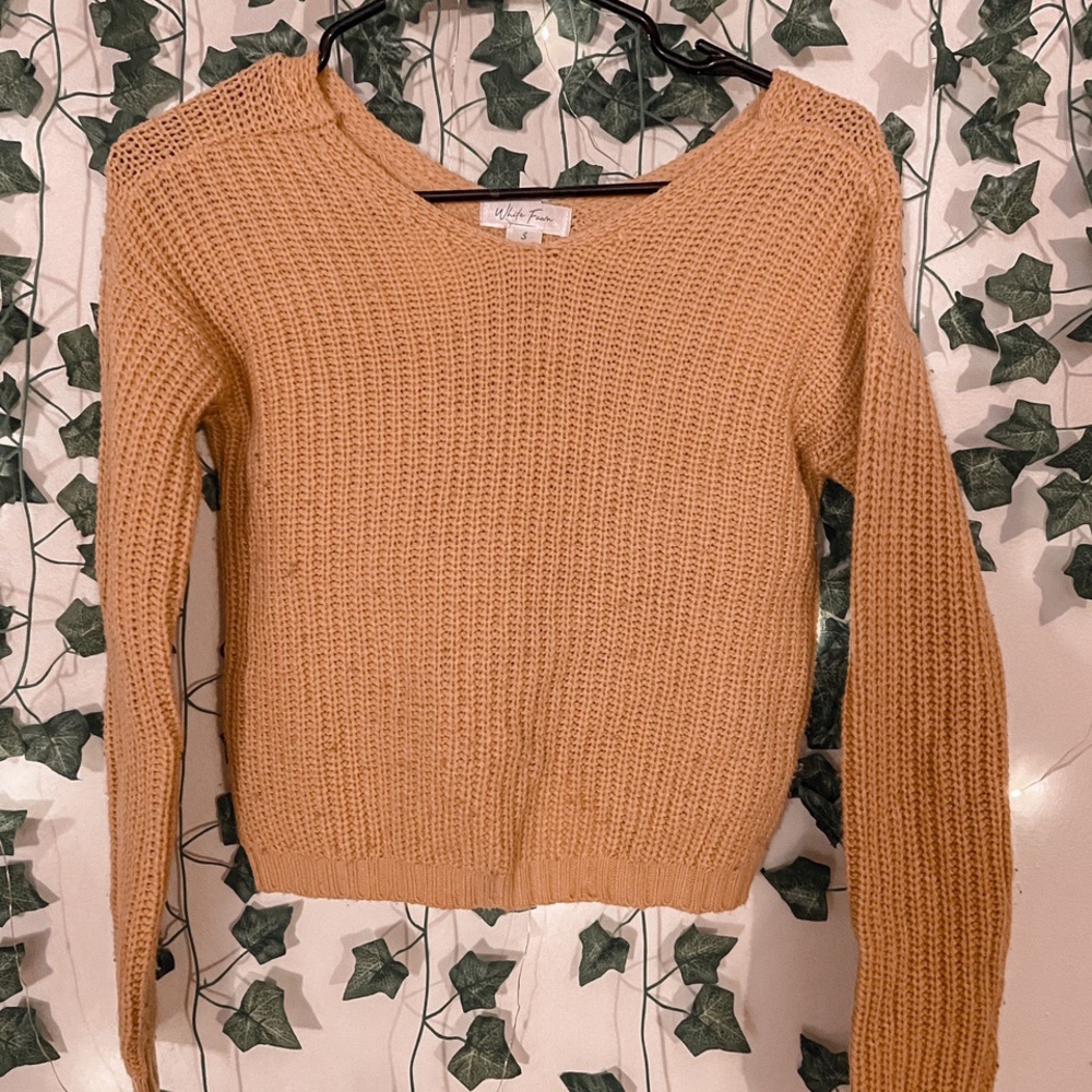 ✰TILLYS YELLOW SWEATER ✰